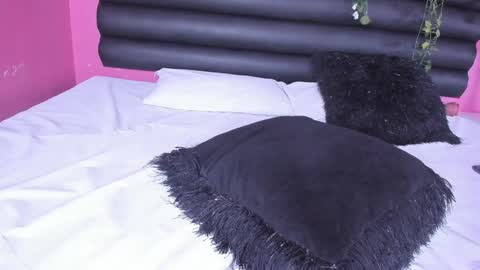 Snapshot of katy_contreras chatting on 8, 1, 2025 katy_contreras online show from 8, 1, 2025