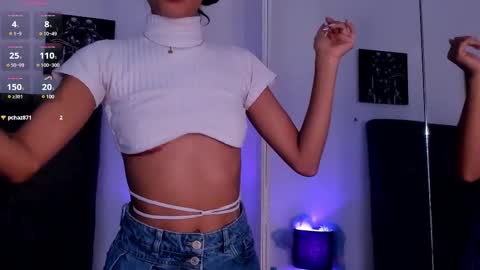 Snapshot of katy_contreras chatting on 2, 3, 2025 katy_contreras online show from 2, 3, 2025