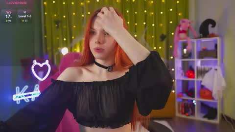 Snapshot of katy_ethereal chatting on 3, 11, 2025 Katy      -    online show from 3, 11, 2025