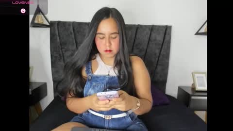 Snapshot of katy_sweet_milk chatting on 12, 9, 2025 katy_sweet_milk online show from 12, 9, 2025