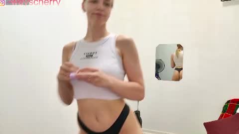 Snapshot of katyacherryy chatting on 24, 6, 2026 Katya online show from 24, 6, 2026
