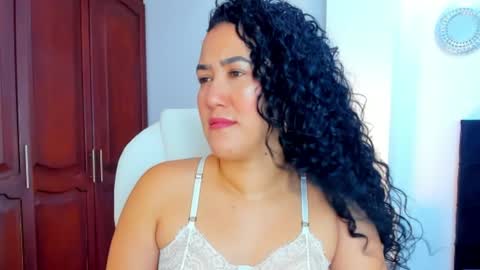 KATYAJHONSS online show from 17, 1, 2025