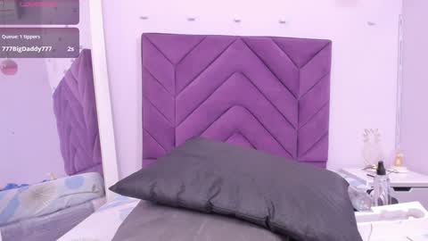 Snapshot of katybrowns chatting on 29, 12, 2024 KATY online show from 29, 12, 2024