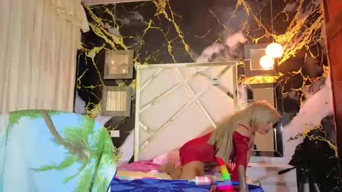 Snapshot of katyhornymilfsexy chatting on 18, 10, 2025 katy  online show from 18, 10, 2025