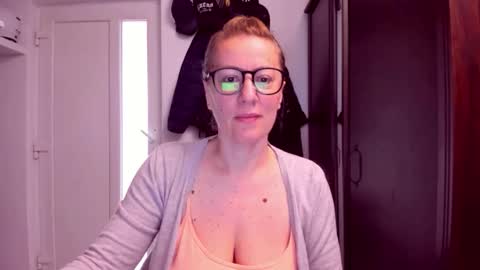 Katy online show from 10, 5, 2026