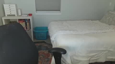 Katy online show from 11, 4, 2026