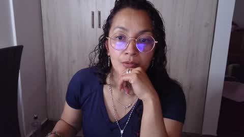 Snapshot of kawit1 chatting on 15, 12, 2024 Khawit online show from 15, 12, 2024
