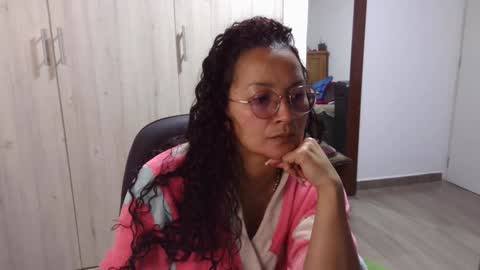 Snapshot of kawit1 chatting on 20, 12, 2024 Khawit online show from 20, 12, 2024