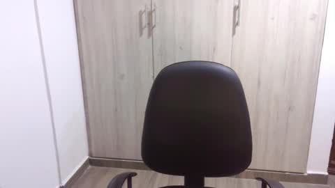 Snapshot of kawit1 chatting on 14, 2, 2025 Khawit online show from 14, 2, 2025