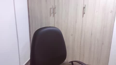 Snapshot of kawit1 chatting on 17, 2, 2025 Khawit online show from 17, 2, 2025