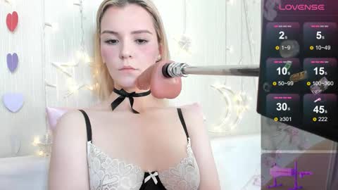 Snapshot of kaya_devis chatting on 17, 10, 2025 KAYA online show from 17, 10, 2025