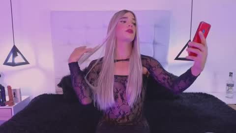 Snapshot of kayalstone chatting on 6, 3, 2025 Cattleya stone online show from 6, 3, 2025