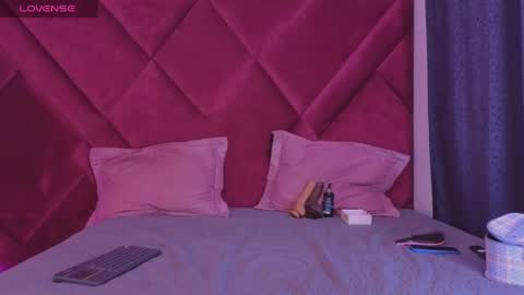 Snapshot of kayalstone chatting on 15, 10, 2025 Cattleya stone online show from 15, 10, 2025