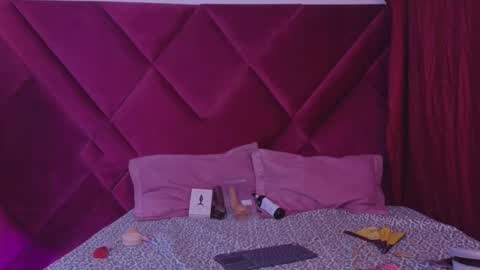 Snapshot of kayalstone chatting on 6, 2, 2026 Cattleya stone online show from 6, 2, 2026