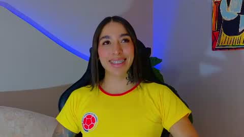 KAYLA BATISTA online show from 25, 6, 2026