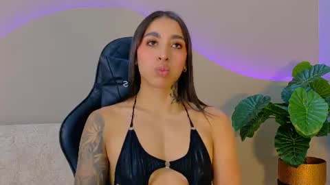 KAYLA BATISTA online show from 26, 6, 2026