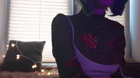 Kayla online show from 17, 9, 2025