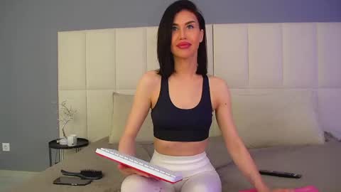 Kayla online show from 31, 5, 2026