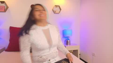 kaylamur_ online show from 19, 5, 2026