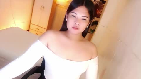 Y O U R        F U T U R E       K A Y L E E  online show from 8, 11, 2025