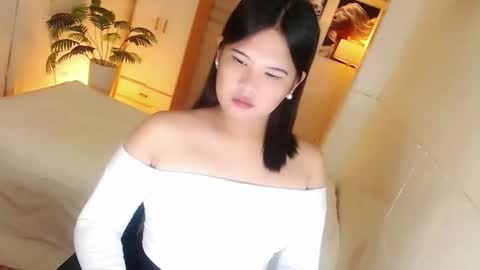 Y O U R        F U T U R E       K A Y L E E  online show from 2, 12, 2025