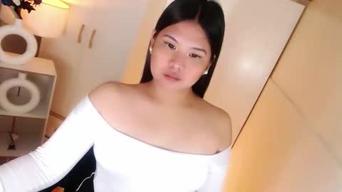 Y O U R        F U T U R E       K A Y L E E  online show from 8, 3, 2026