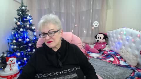 Snapshot of kaylesmoll chatting on 16, 12, 2024 kaylesmoll online show from 16, 12, 2024
