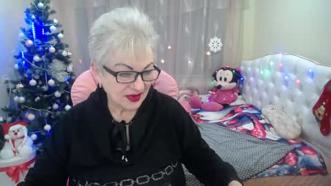 Snapshot of kaylesmoll chatting on 17, 12, 2024 kaylesmoll online show from 17, 12, 2024