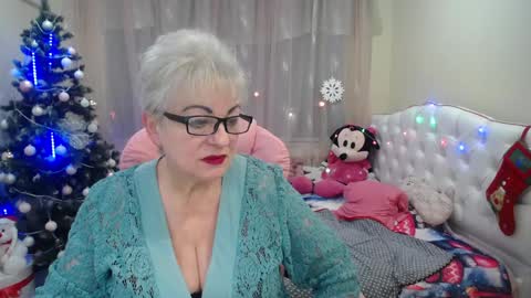 Snapshot of kaylesmoll chatting on 21, 12, 2024 kaylesmoll online show from 21, 12, 2024