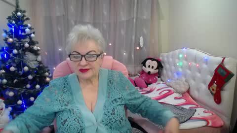Snapshot of kaylesmoll chatting on 21, 12, 2024 kaylesmoll online show from 21, 12, 2024