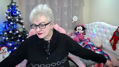 Snapshot of kaylesmoll chatting on 26, 12, 2024 kaylesmoll online show from 26, 12, 2024