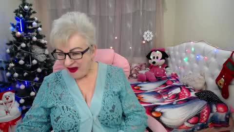 Snapshot of kaylesmoll chatting on 27, 12, 2024 kaylesmoll online show from 27, 12, 2024