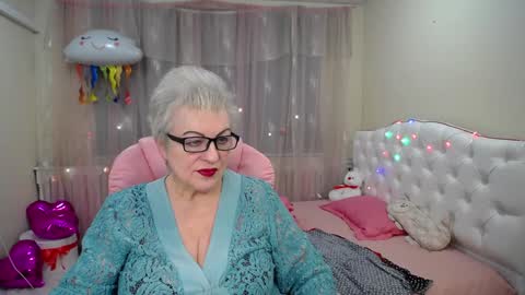 Snapshot of kaylesmoll chatting on 25, 1, 2025 kaylesmoll online show from 25, 1, 2025