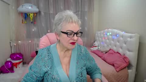 Snapshot of kaylesmoll chatting on 29, 1, 2025 kaylesmoll online show from 29, 1, 2025
