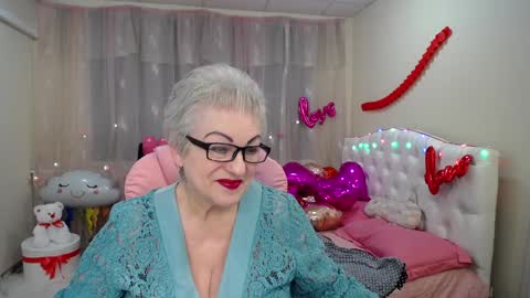 Snapshot of kaylesmoll chatting on 31, 1, 2025 kaylesmoll online show from 31, 1, 2025
