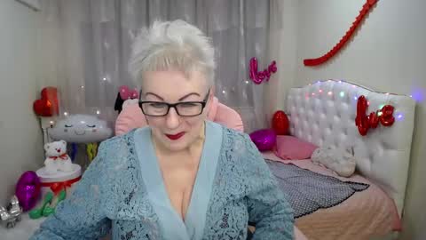 Snapshot of kaylesmoll chatting on 14, 2, 2025 kaylesmoll online show from 14, 2, 2025