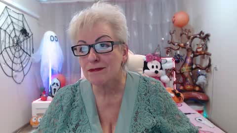 kaylesmoll online show from 31, 10, 2025