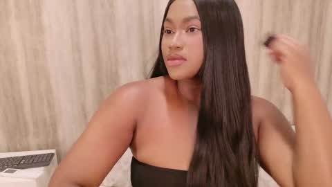  KAYLIE  online show from 26, 9, 2025