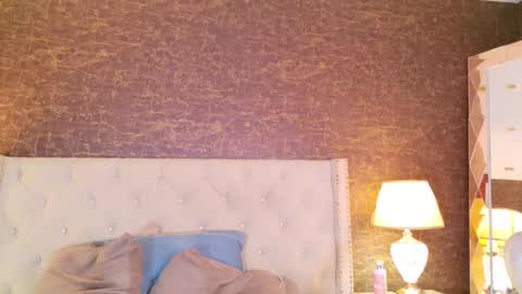  KAYLIE  online show from 15, 2, 2026