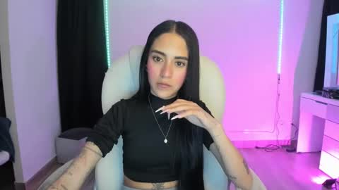 Snapshot of kaylie_xxx chatting on 20, 12, 2024 kaylie online show from 20, 12, 2024