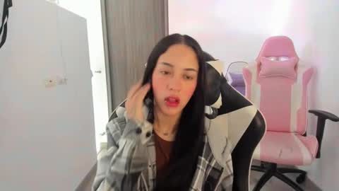 Snapshot of kaylie_xxx chatting on 30, 10, 2025 kaylie online show from 30, 10, 2025