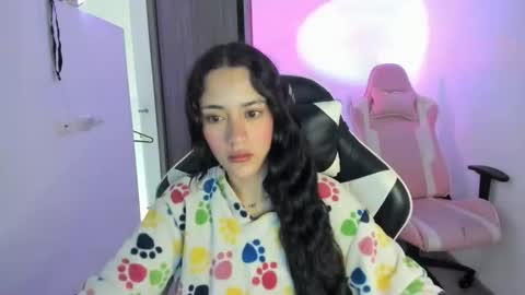 Snapshot of kaylie_xxx chatting on 27, 11, 2025 kaylie online show from 27, 11, 2025