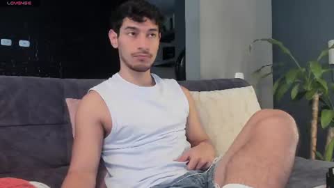 Snapshot of kayn_kalo chatting on 5, 7, 2026 Kayn online show from 5, 7, 2026