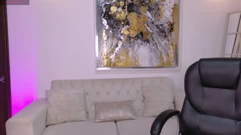 Kay online show from 8, 5, 2026