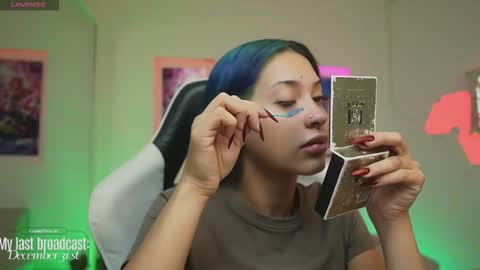 Kayra online show from 18, 12, 2025