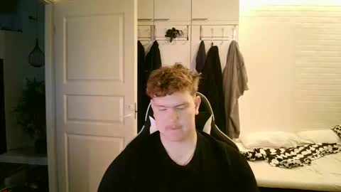 Aatu online show from 5, 11, 2025