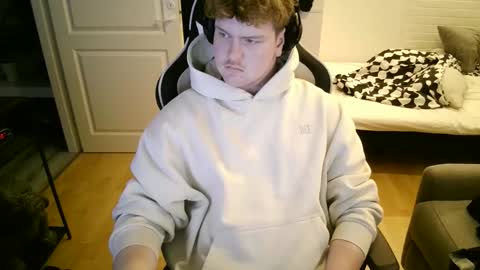 Aatu online show from 26, 11, 2025