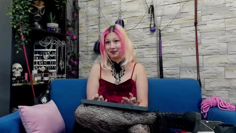 Miss Kazia online show from 3, 1, 2025