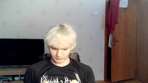 Snapshot of kazzu_daw chatting on 15, 7, 2026 kazzu_daw online show from 15, 7, 2026
