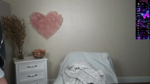 EliandKylie online show from 9, 2, 2025